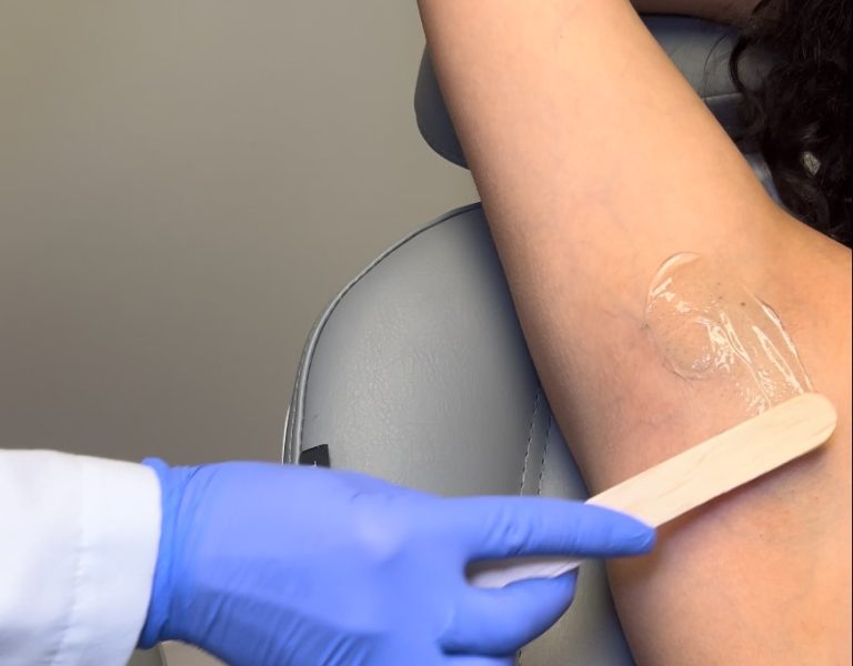 get a wax in Kenosha, waxing in Kenosha, Kenosha waxing services