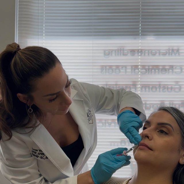 Jawline Filling in Kenosha, medical Jawline Filling in Kenosha, Jawline Filling in Kenosha with nurses